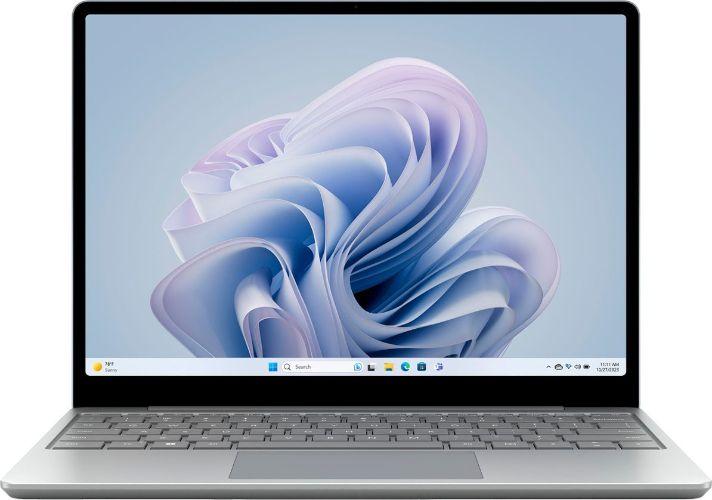 Microsoft Surface Laptop Go 3 12.4-inch - Intel Core i5-1235U 1.3GHz - 256GB - Platinum - 8GB RAM - 12.4 Inch - Excellent